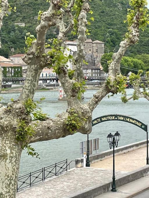 فيلا La Batellerie, Vue Sur Rhone Tain-lʼHermitage المظهر الخارجي الصورة
